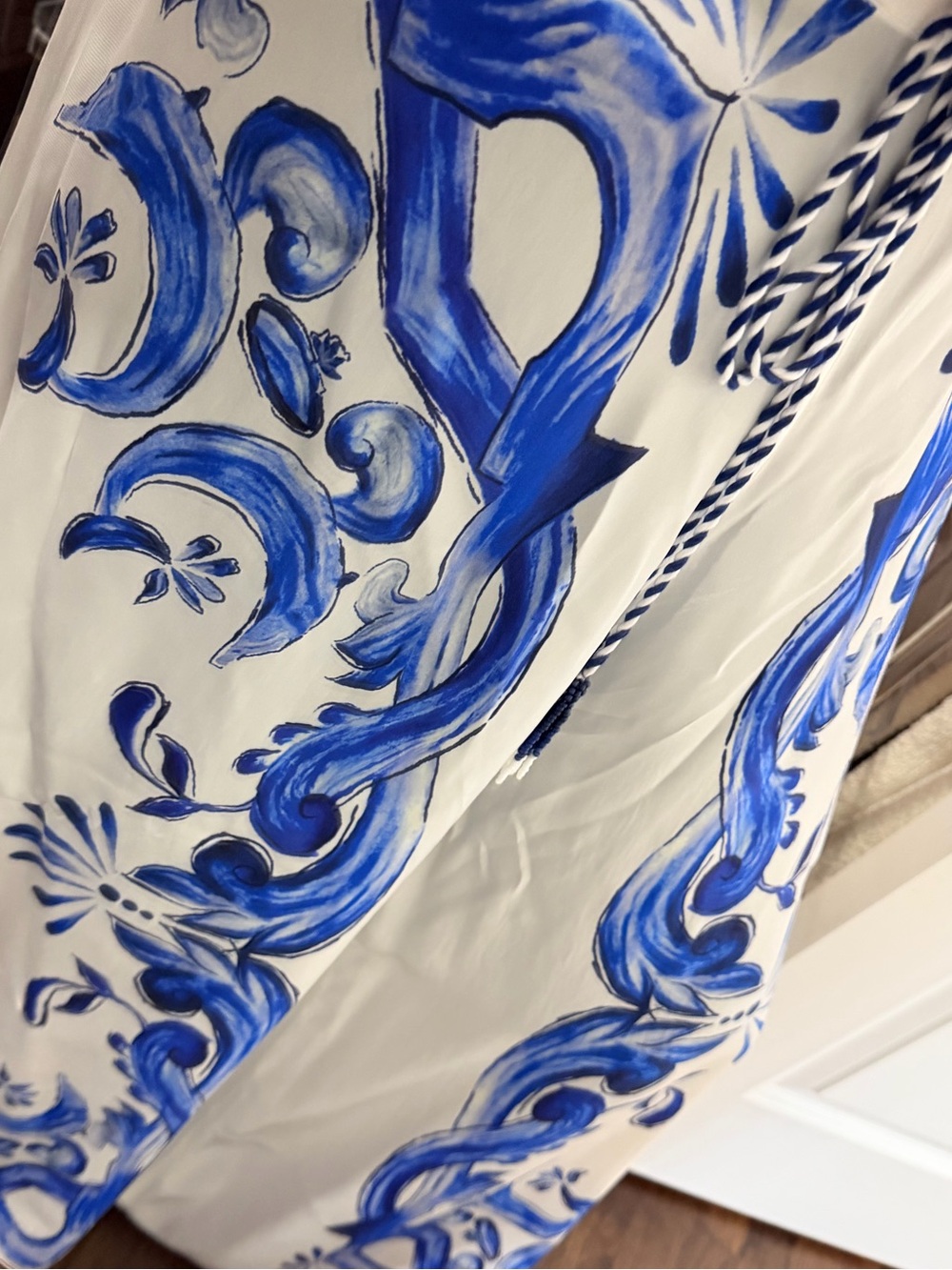 FARM Rio White Wide-Leg Pants with Blue Floral Border - Picture 7 of 13